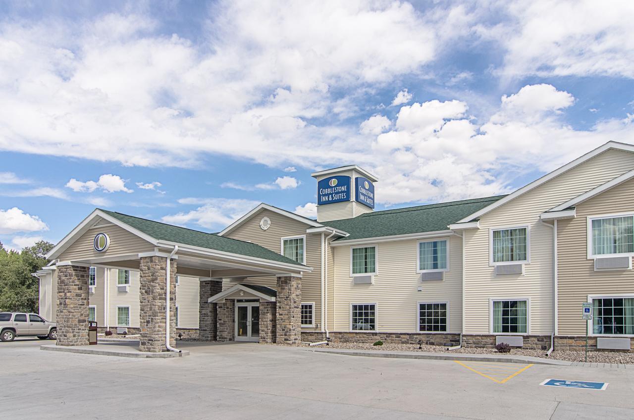 Cobblestone Inn & Suites - Guernsey Exterior foto